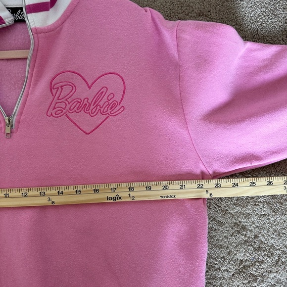 Barbie Pink Quarter Zip Sweatshirt Women’s Large Barbiecore Pullover - Picture 7 of 9